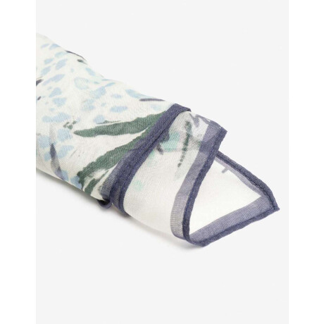 Pañuelo De Raso Con Estampado Romantico De Rosas Estampado Flores
