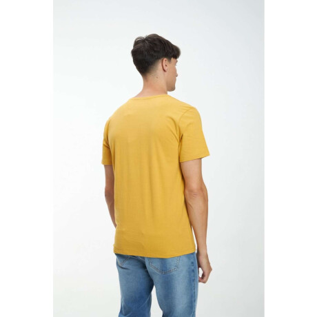 Remeras Maxwell Mostaza