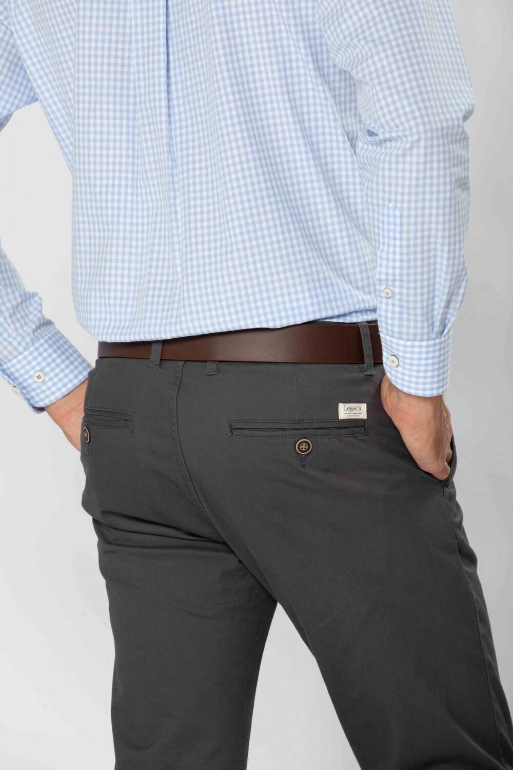 PANTALÓN SKINNY CON SPANDEX Gris