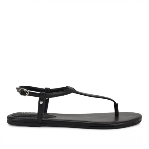 Flats Beriah 3 Black