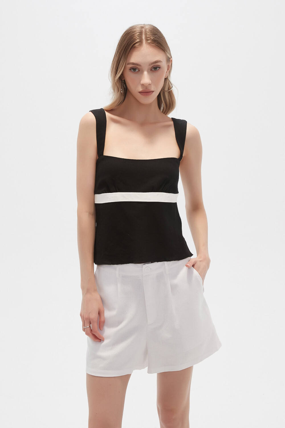 Tops Garci Negro