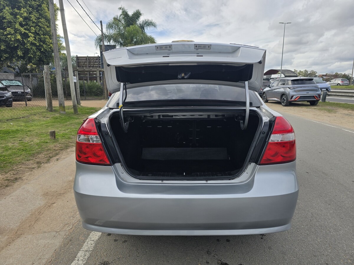 Chevrolet Aveo 1.6 LT Extra Full | Permuta / Financia Chevrolet Aveo 1.6 LT Extra Full | Permuta / Financia