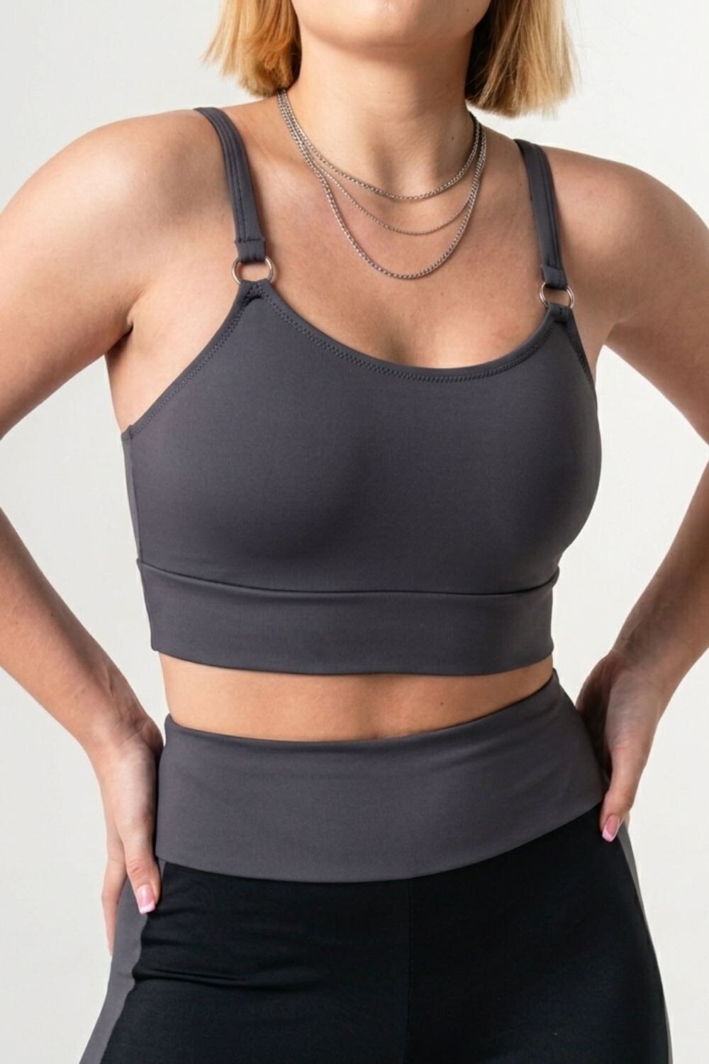 Top deportivo Joy Gris