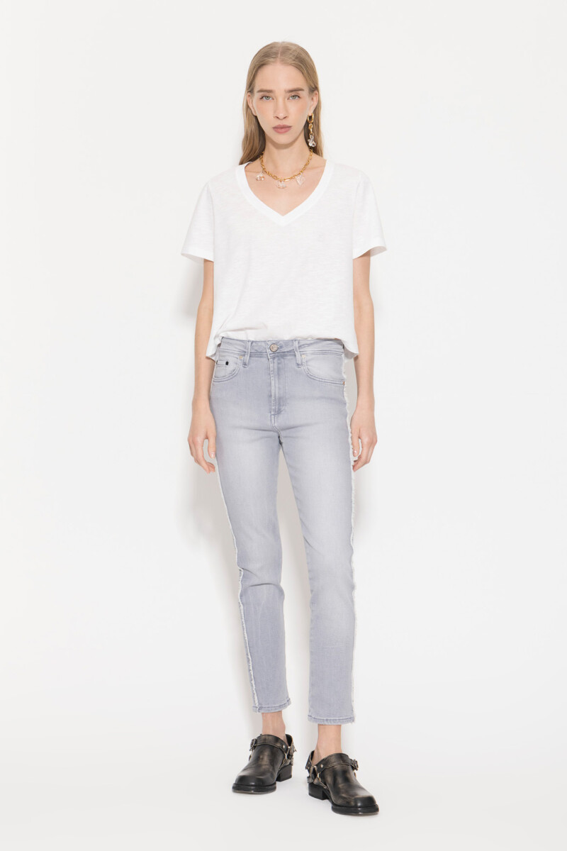 REMERA TAYLOR Beige