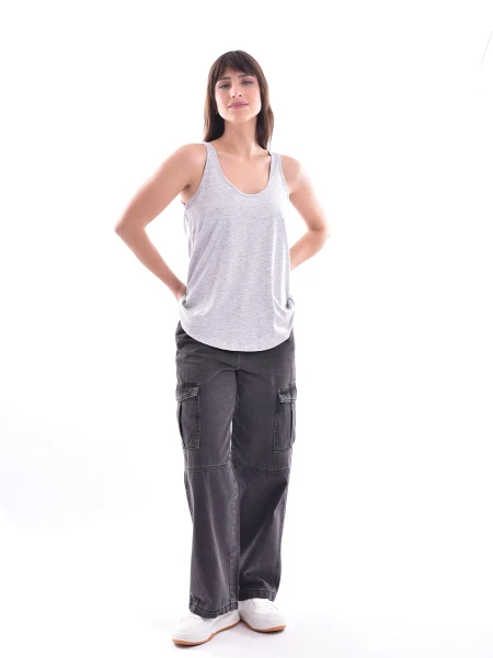 MUSCULOSA BÁSICA LAURA GRIS