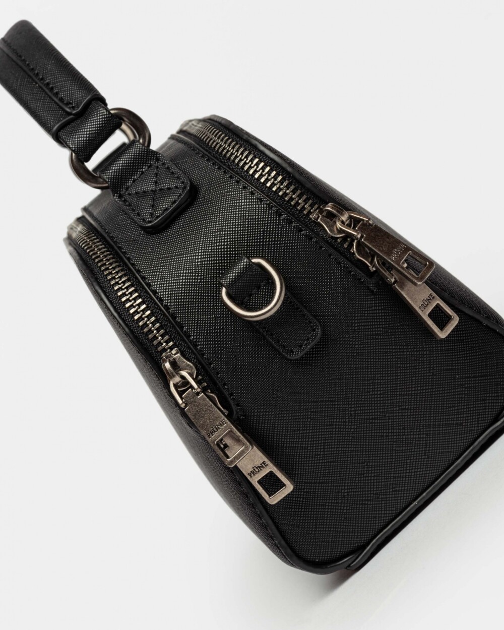 Bandolera Jazmin En Efecto Cuero Zaffiano Negro