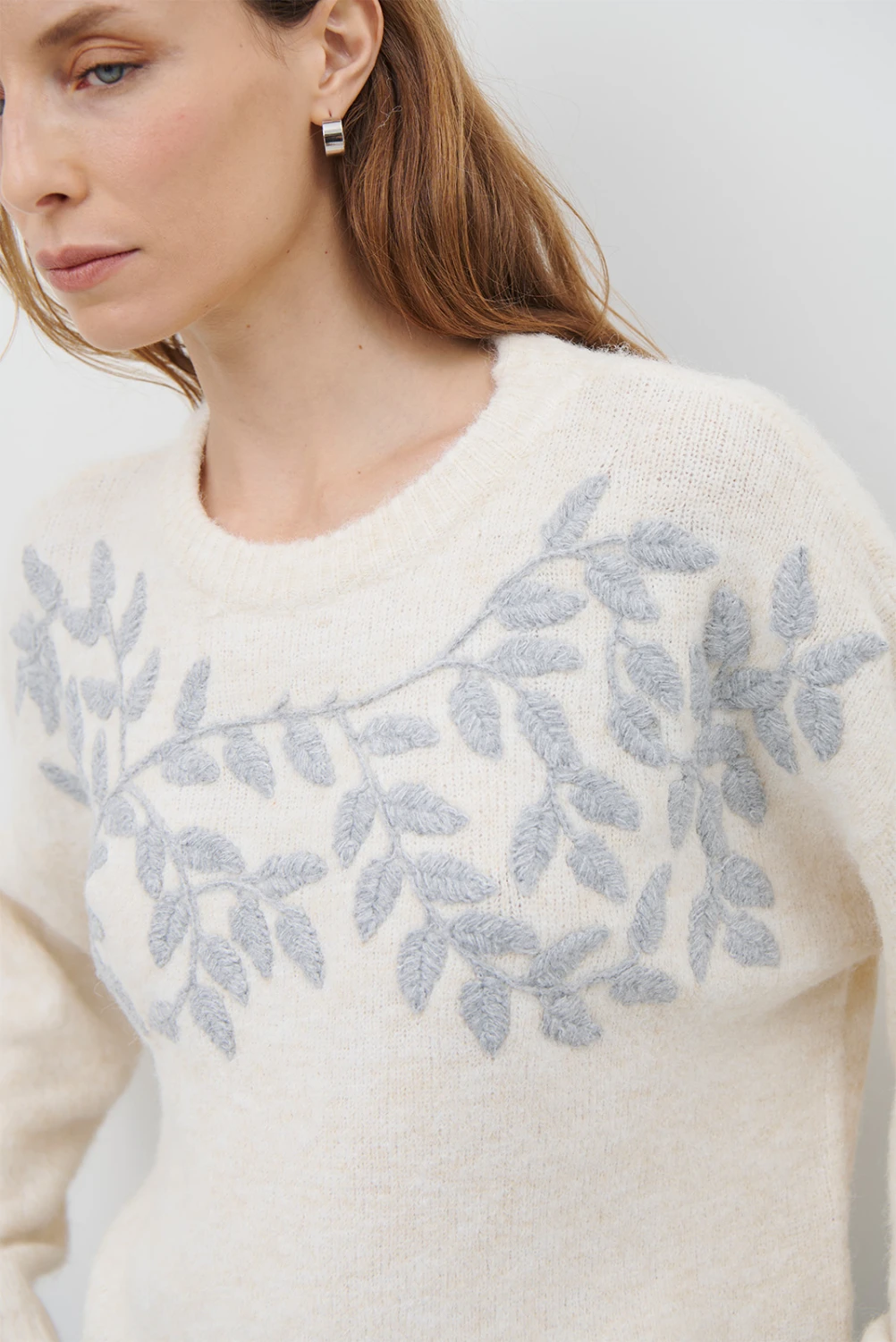 BUZO BORDADO FLOR