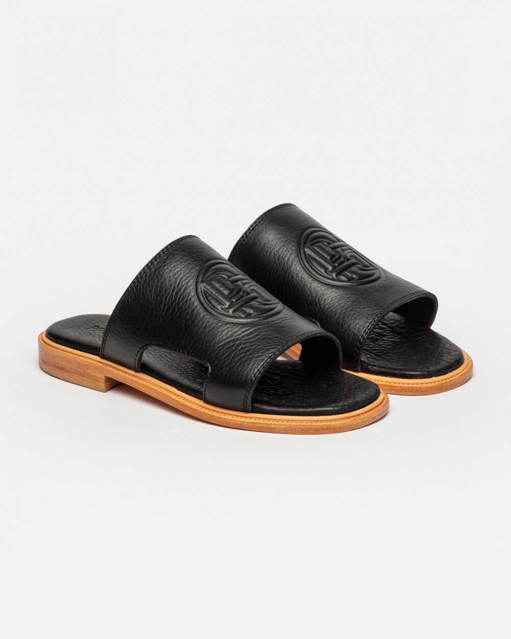 Flat Audrey En Cuero Graneado Negro
