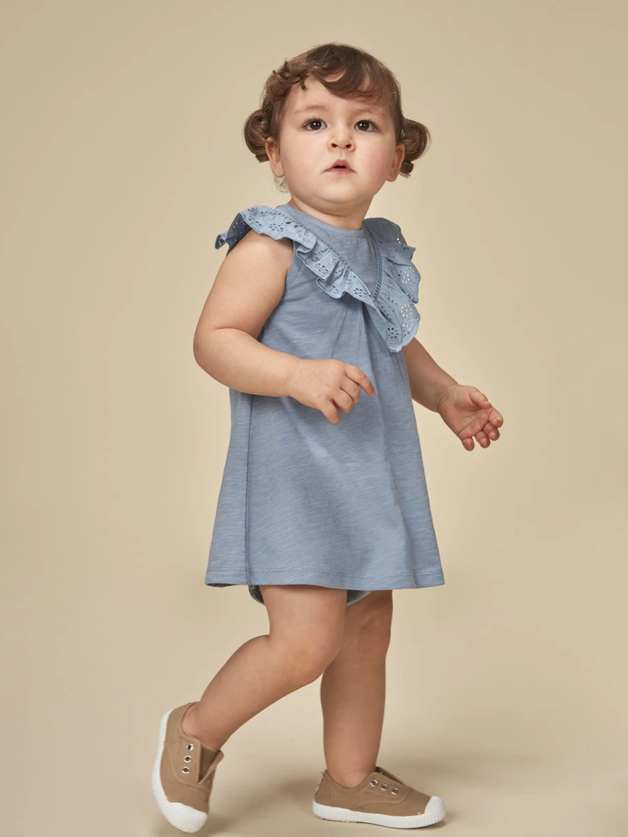 Vestido De Punto Con Tiras Bordadas Plomo
