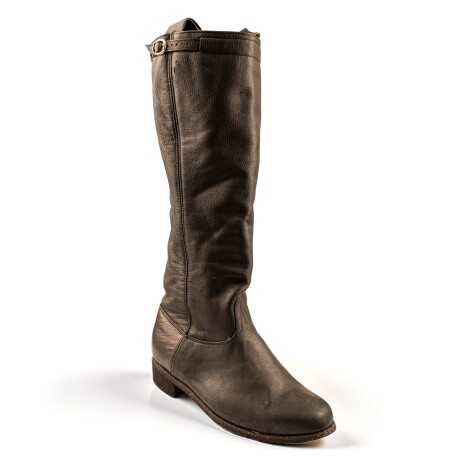 Bota de cuero suela de goma caña larga negra