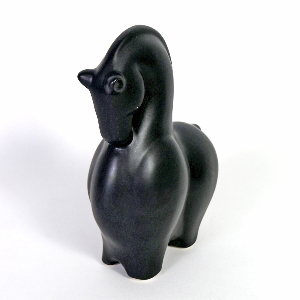 FIGURA CERAMICA CABALLO NEGRO 8X23CM 