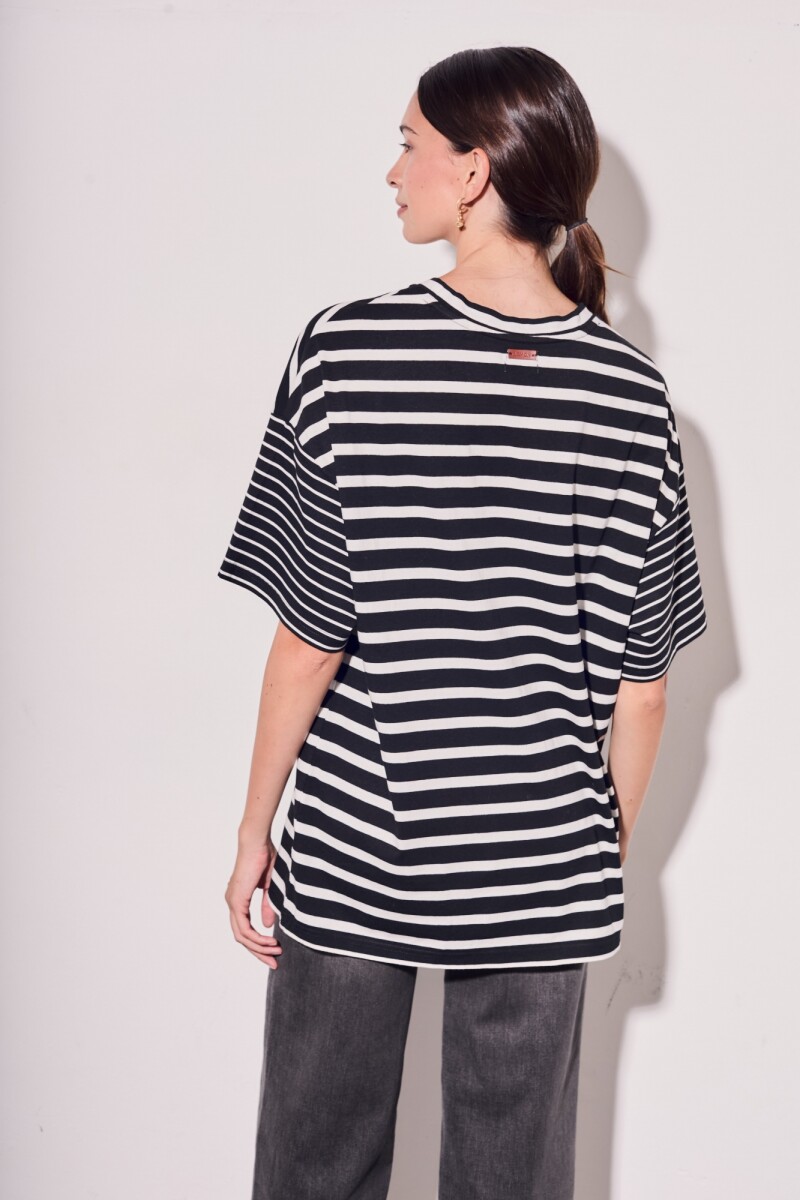 Remera Rayada Negro