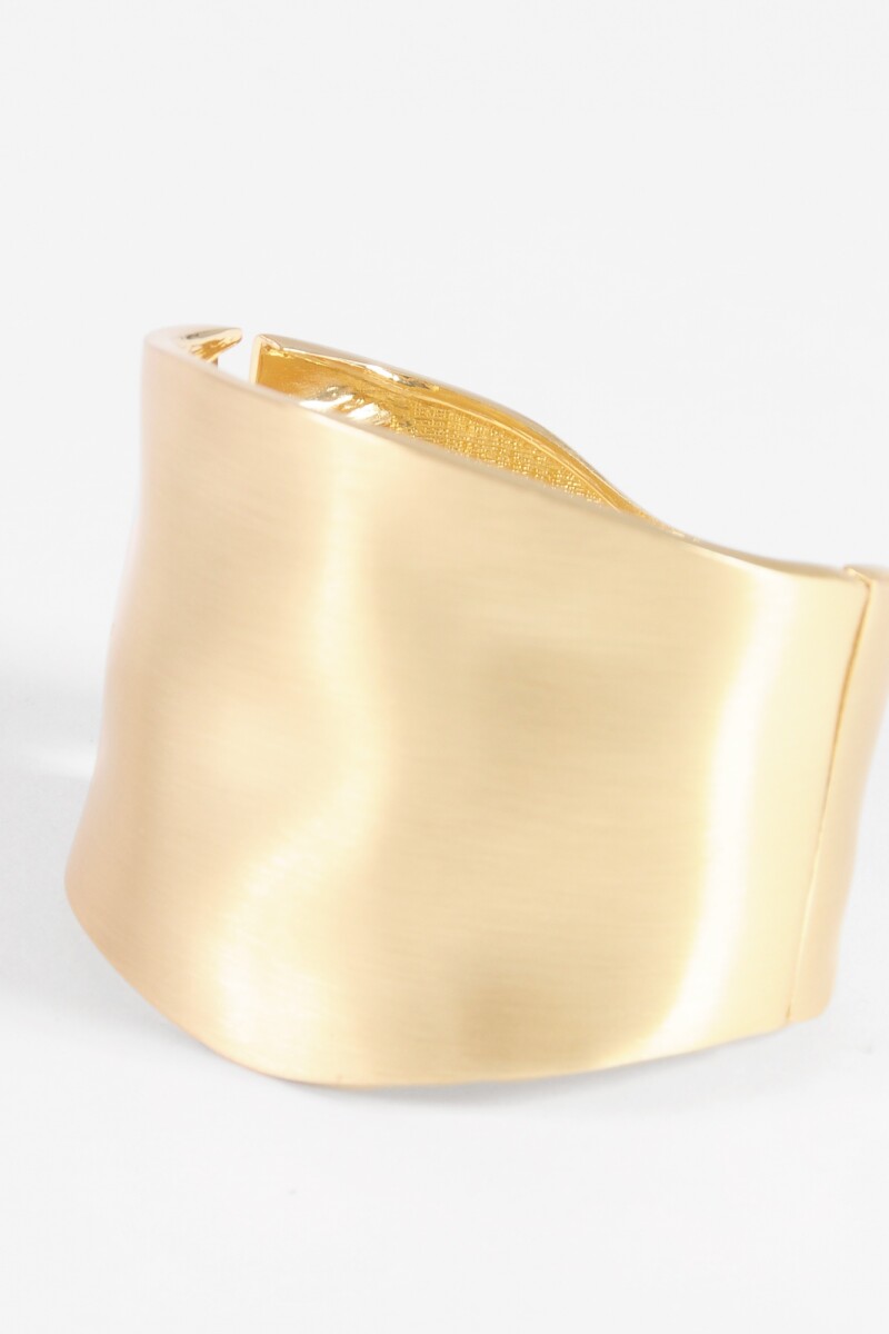 Pulsera cuff texture dorado