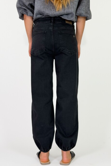 PANTALON TRINDADE Negro