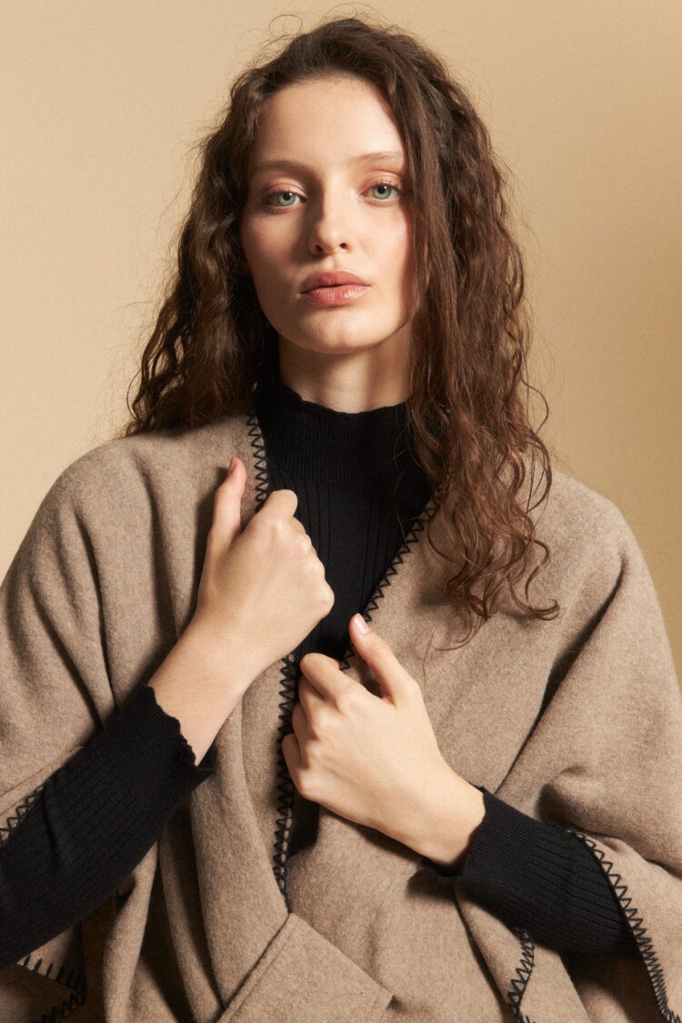 PONCHO MECHA Beige