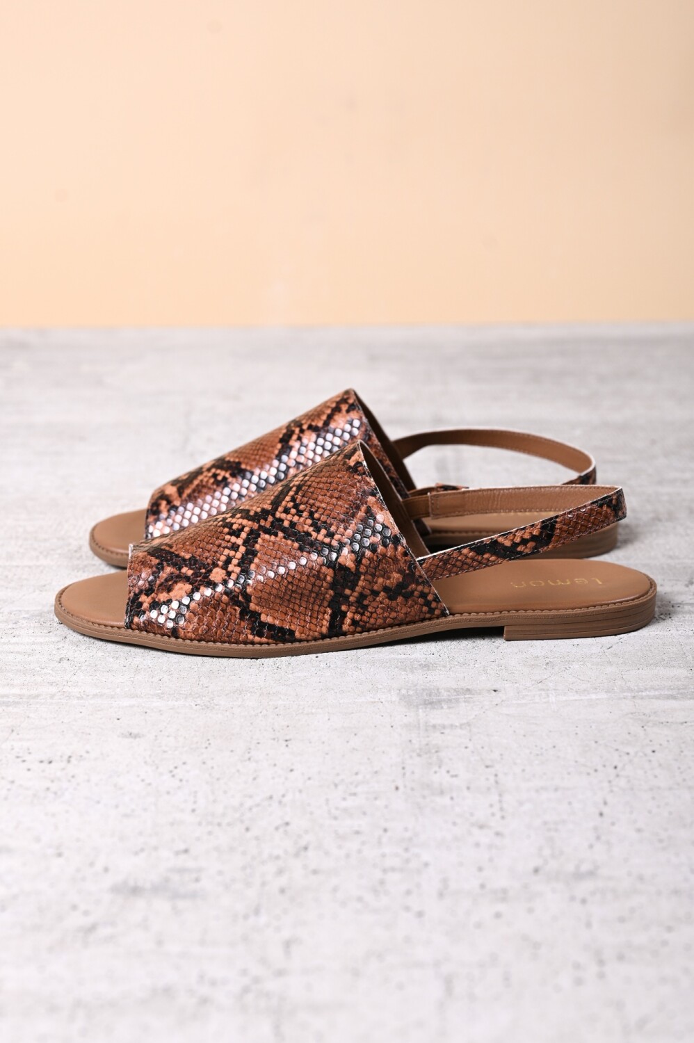 Sandalia Ocre — Lemon