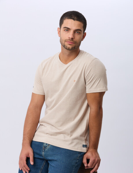 REMERA BÁSICA DE ALGODÓN Beige