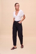 PANTALÓN SEA Negro