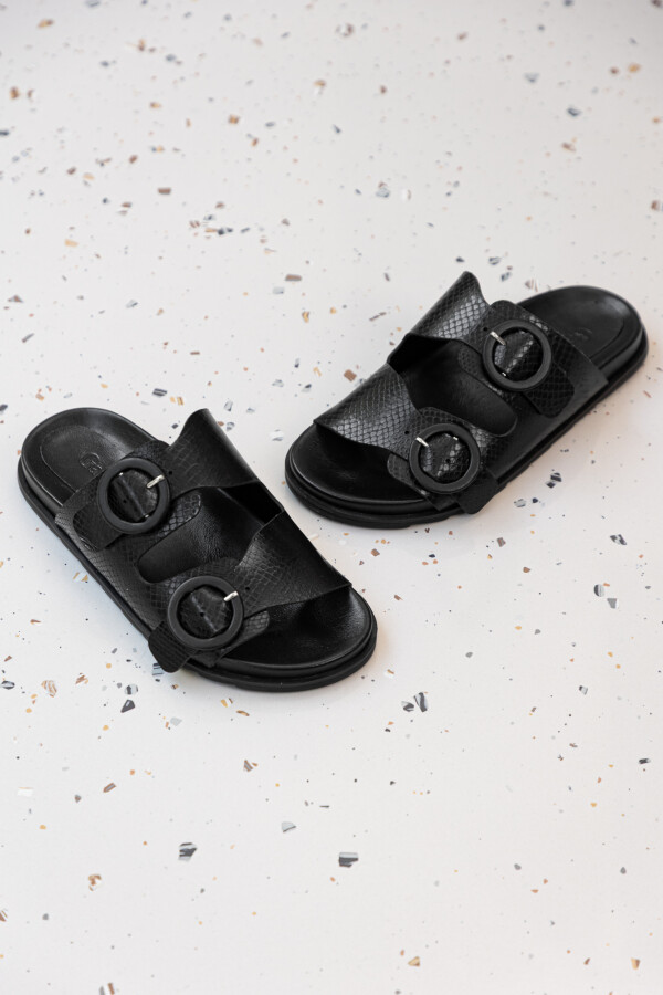 Sandalia con hebillas Rumba Negro