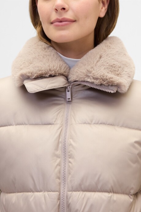 Campera Puffer Corta Con Pelo Sintético Mujer Quail