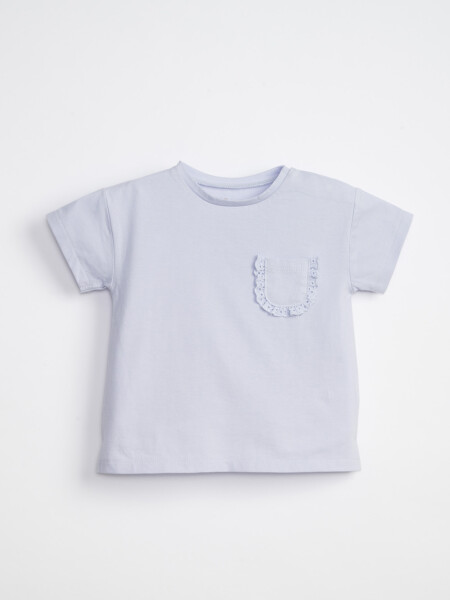 Remera manga corta con bolsillos broderie Celeste