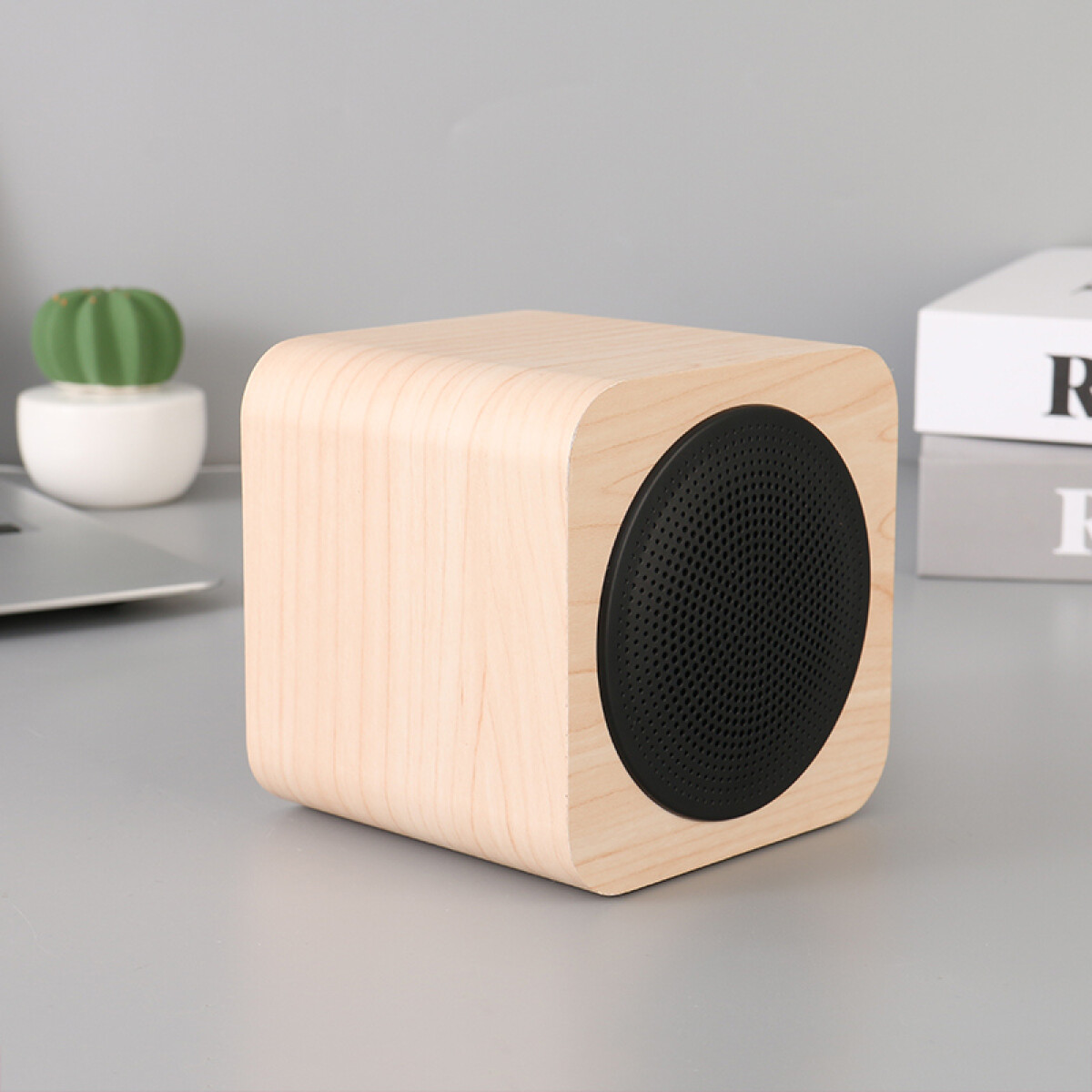 Parlante Inalámbrico Madera A008 