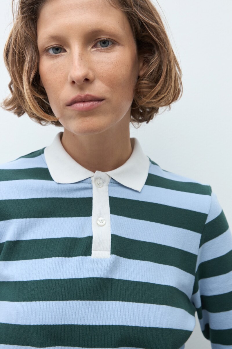 Remera rayada cuello polo verde ingles