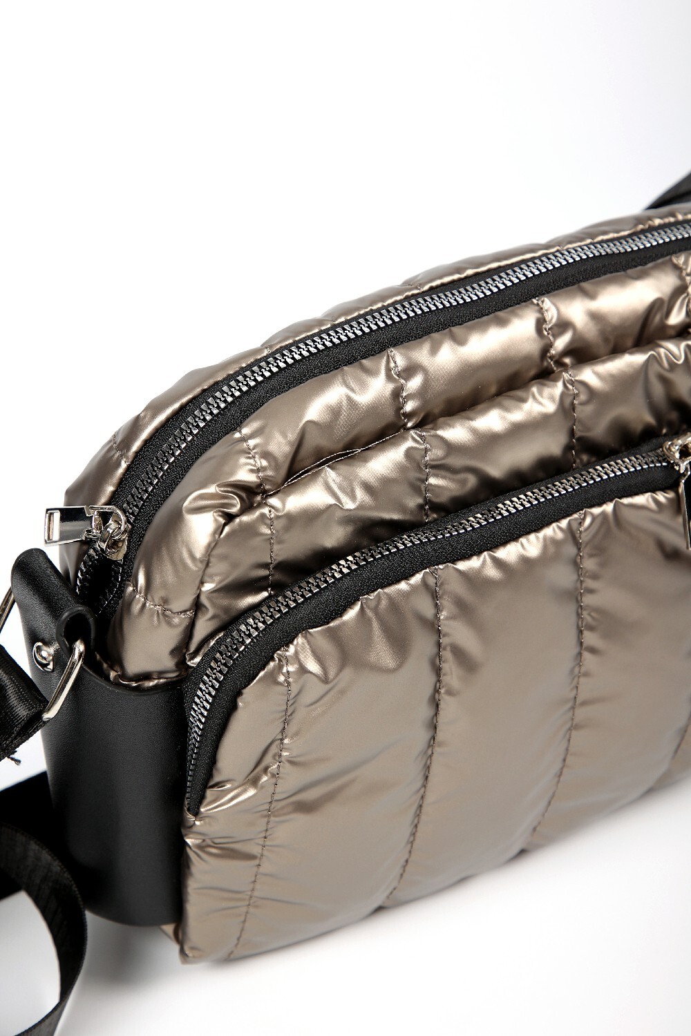 Cartera Inna Bronce