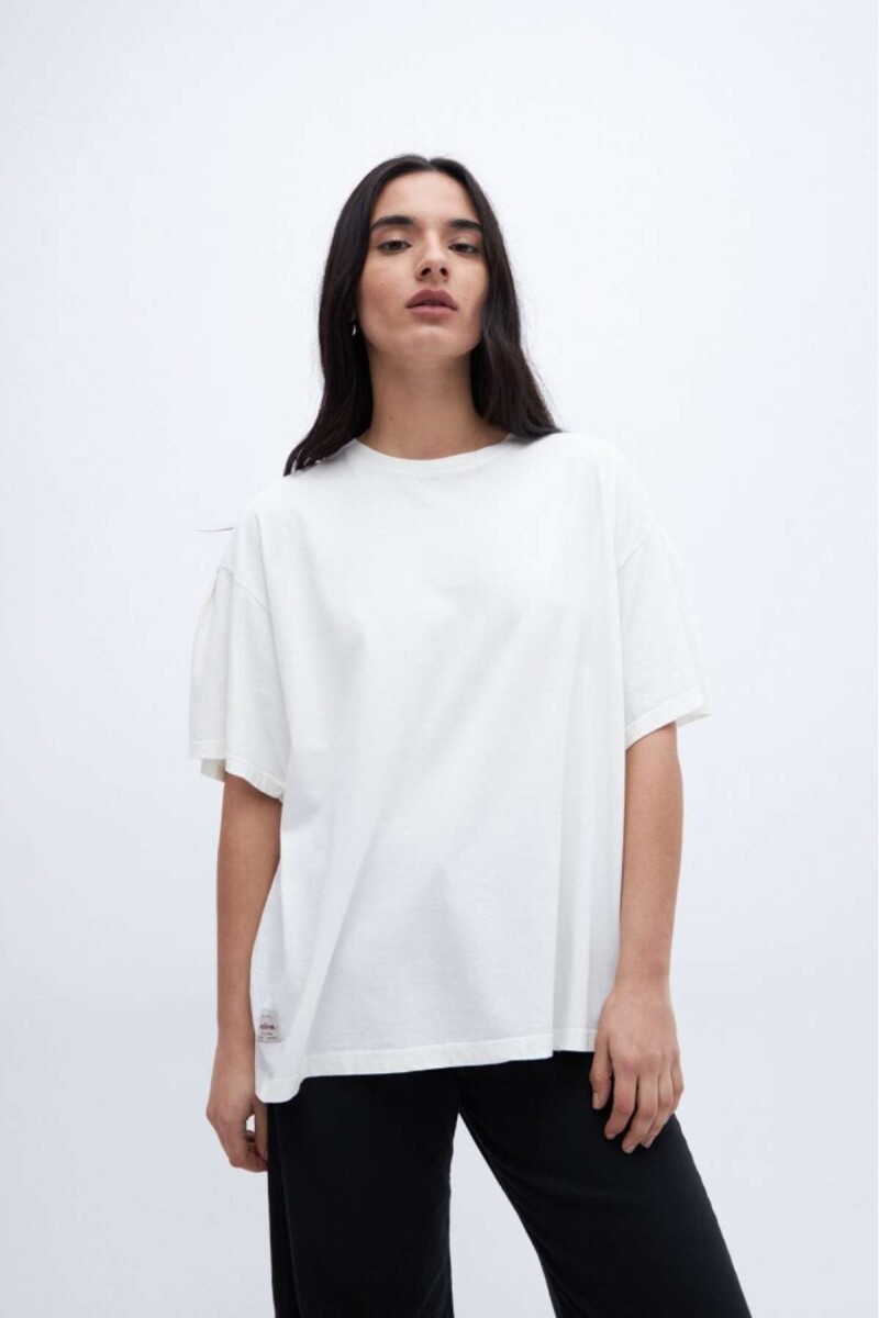 Remera Bronte - Off white 