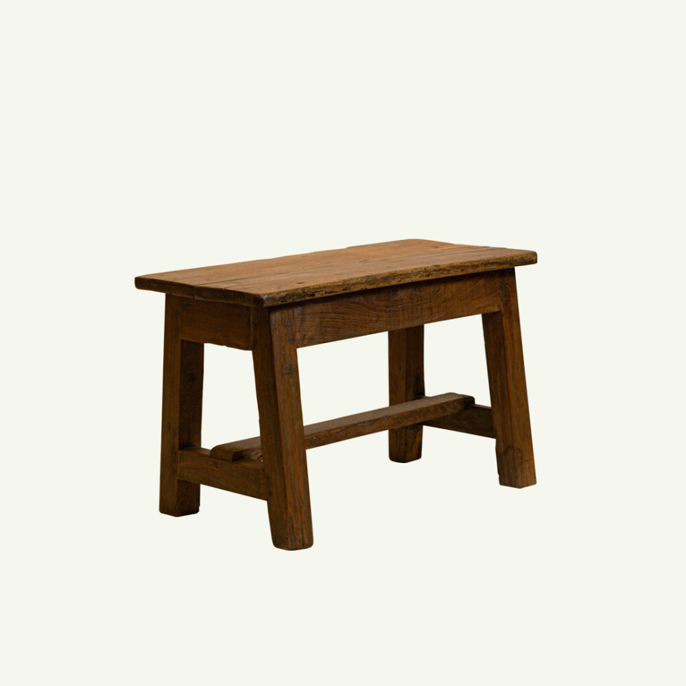 Banco rustico 60x30x45h Banco rustico 60x30x45h