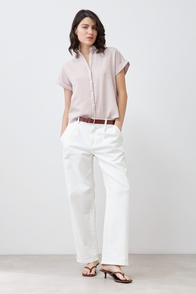 Camisa rayada manga corta beige