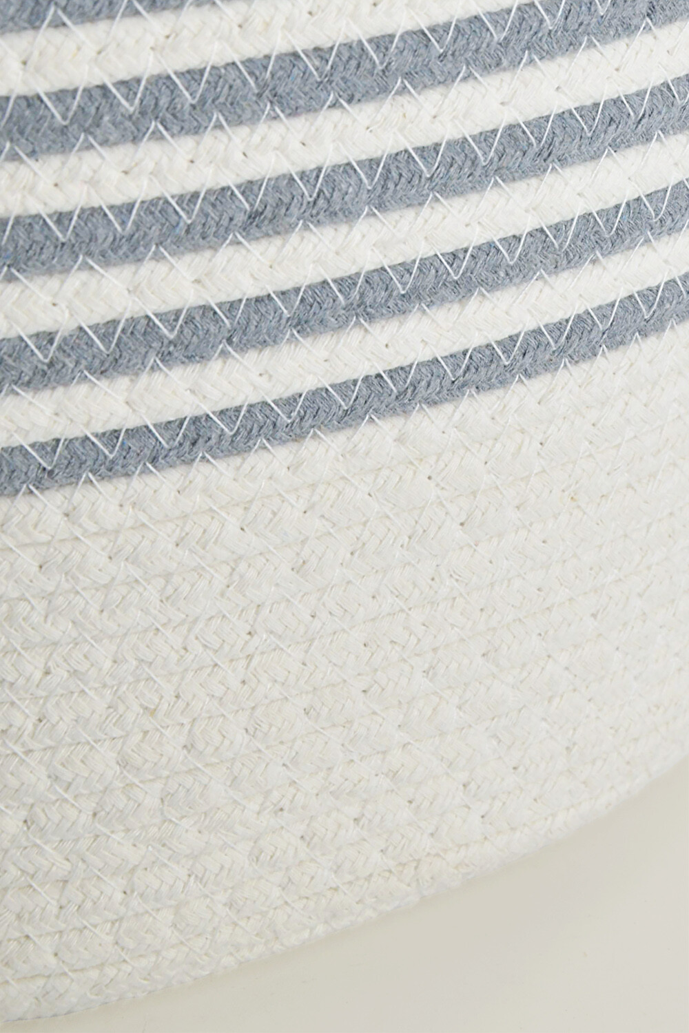 Cesto Rino Color Unico