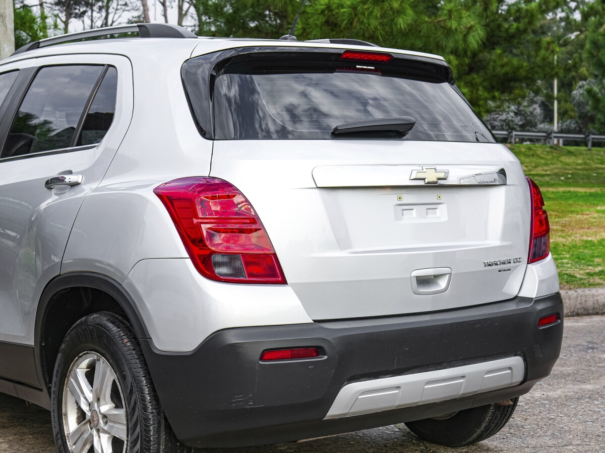 Chevrolet Tracker LTZ FWD 1.8| Permuta / Financia Chevrolet Tracker LTZ FWD 1.8| Permuta / Financia