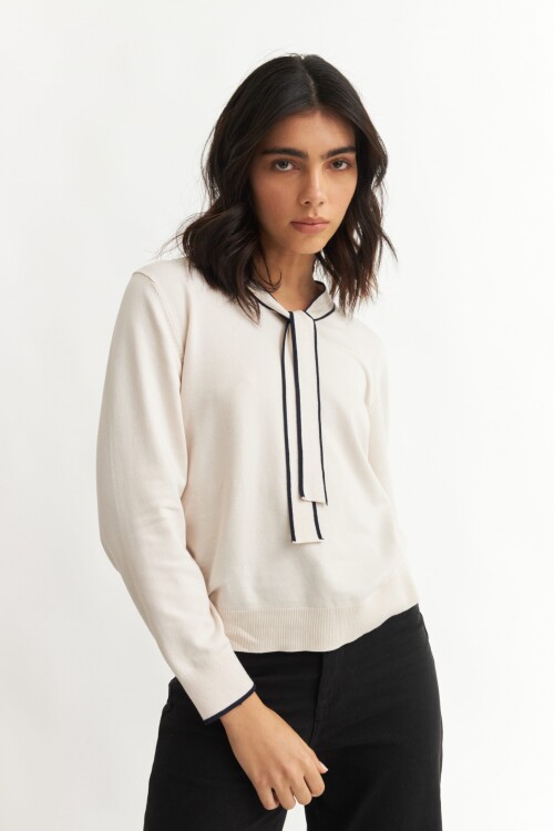 Sweater con corbatín CRUDO