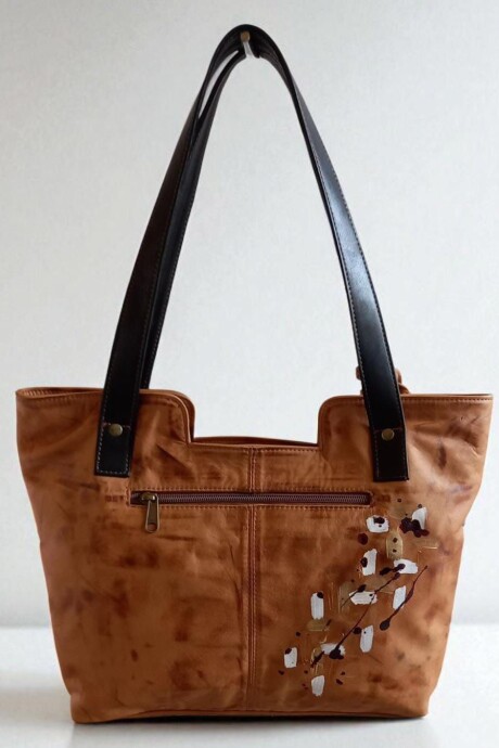 Cartera FILIPPA De Cuero Con Arte Pintada A Mano Negro Y Terra