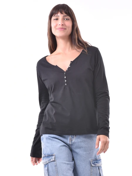REMERA LORA NEGRO
