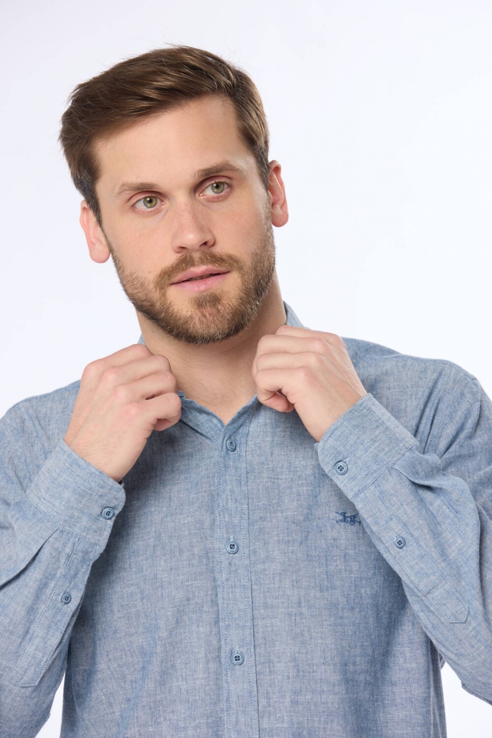 CAMISA DE LINO CUELLO MAO Azul
