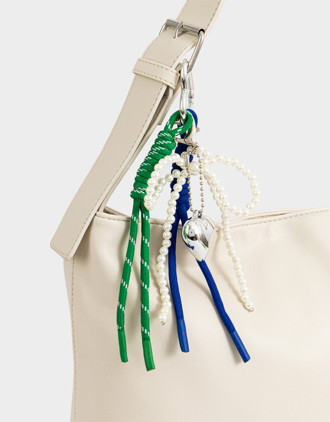 Saca Cartera Saca Con Charm - Blanco Crudo