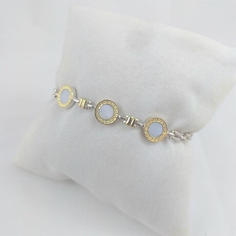 Pulsera de plata 925 con detalles de double en oro 18Ktes, 3 apliques de nácar con guarda griega. Pulsera de plata 925 con detalles de double en oro 18Ktes, 3 apliques de nácar con guarda griega.