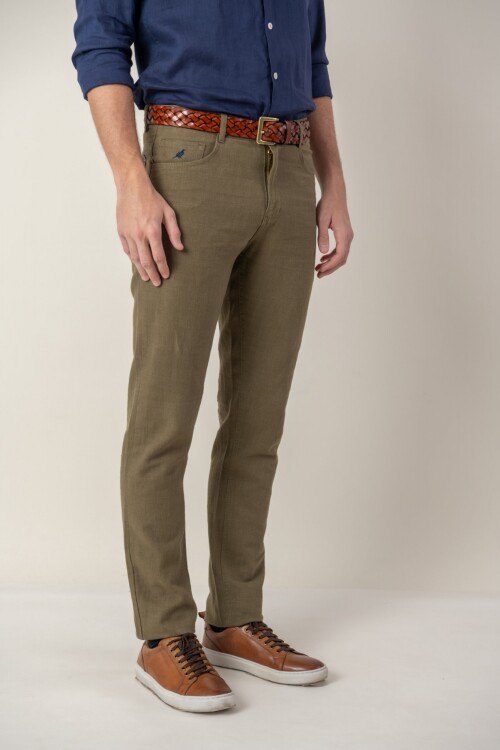 Pantalón 5 bolsillos de Lino Verde