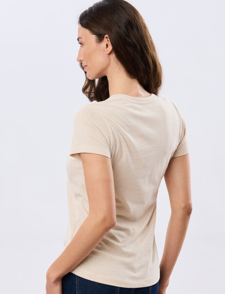 REMERA BÁSICA DE ALGODÓN Beige