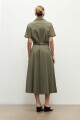 Maxi vestido camisero verde oliva