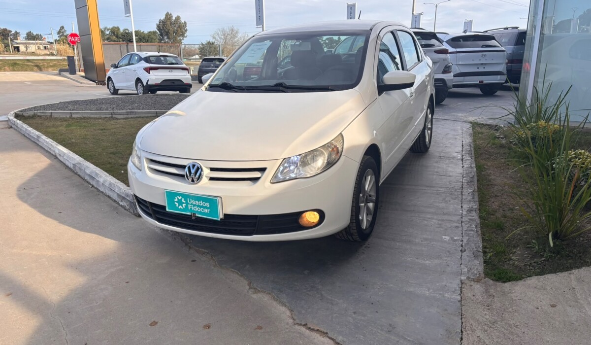 VW Gol Comfort Sedan - 2012 VW Gol Comfort Sedan - 2012