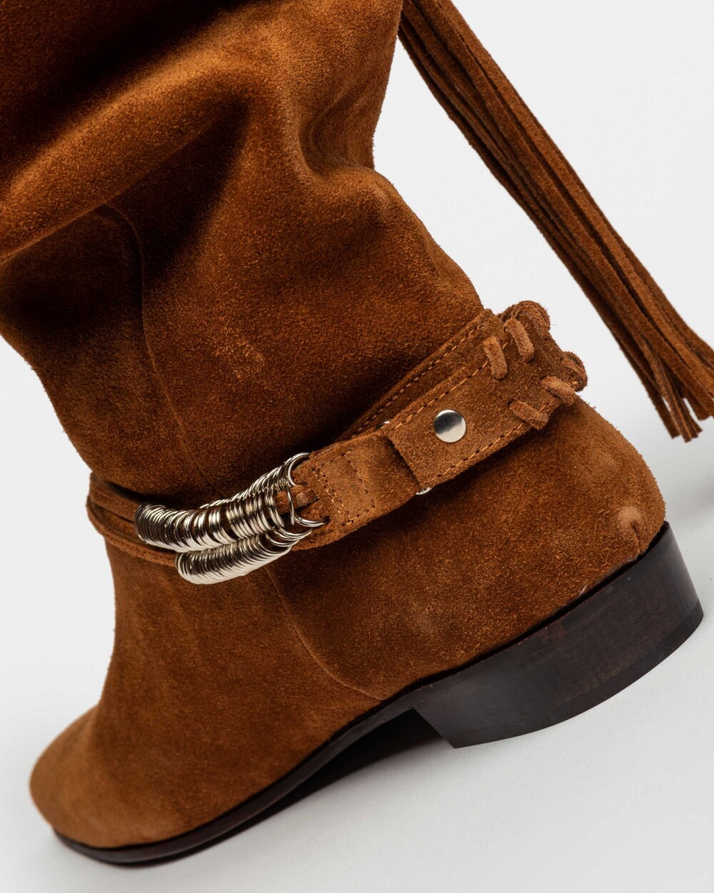 Bota Caña Media Amazonia En Cuero Gamuzado Cuoio