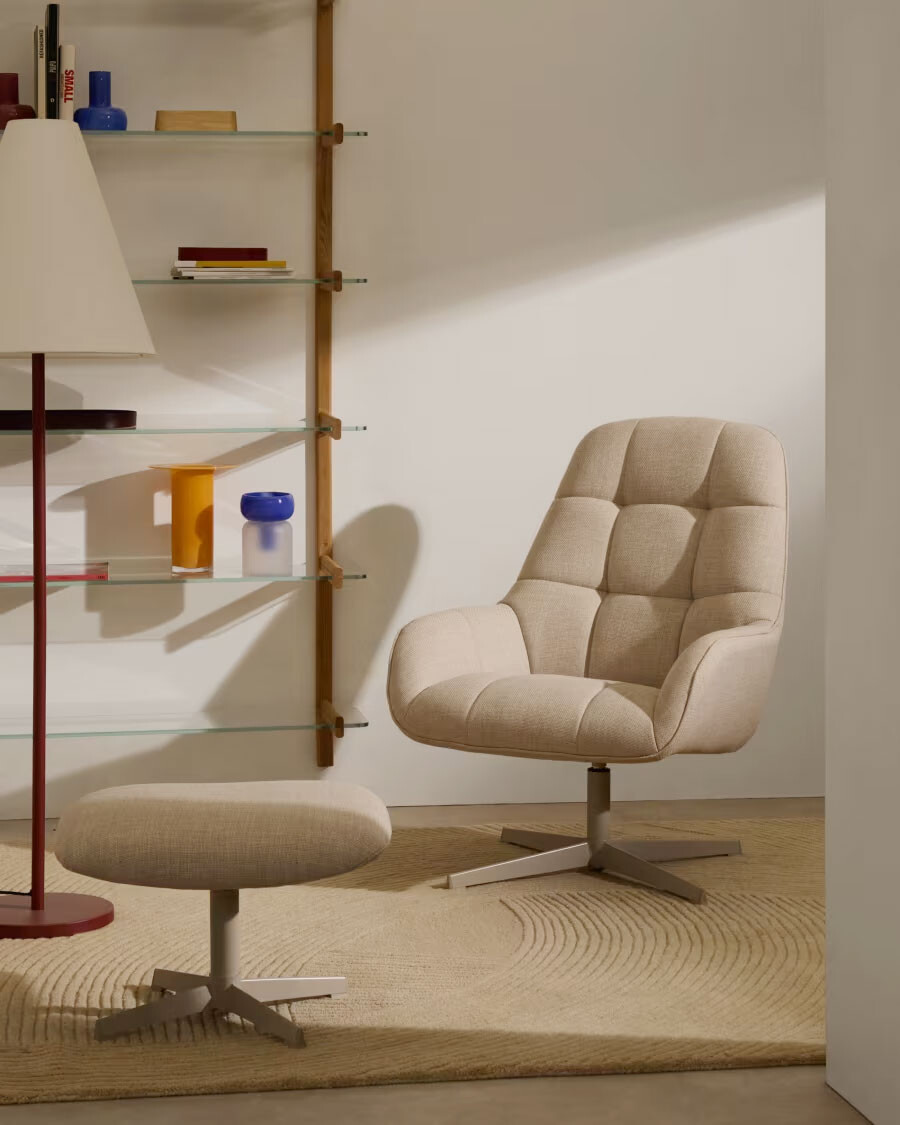 Butaca giratoria Jaspe beige y metal con beige y metal con con acabado gris FSC 100%