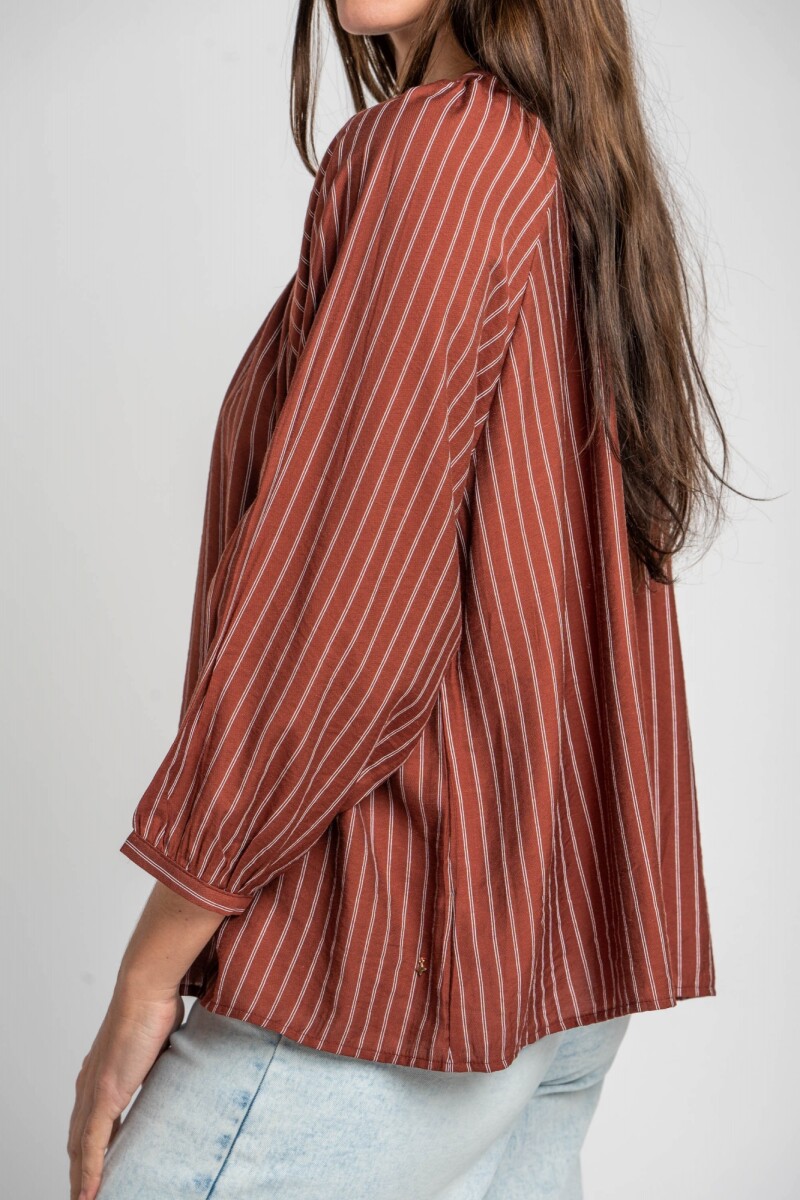 Blusa A Rayas Chocolate