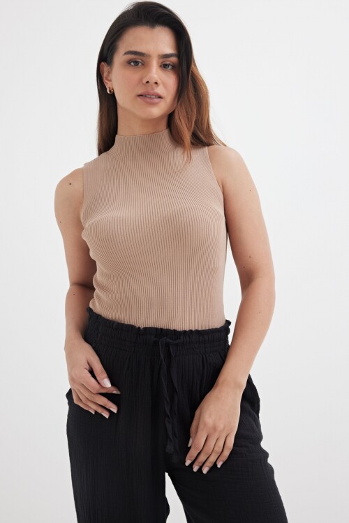Top tejido media polera KHAKI