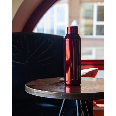 Botella térmica Quokka Solid 630ml RUBY