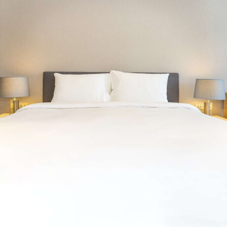 Juego Sábana 1 Plaza Home Class 130 Hilos 100% Algodón