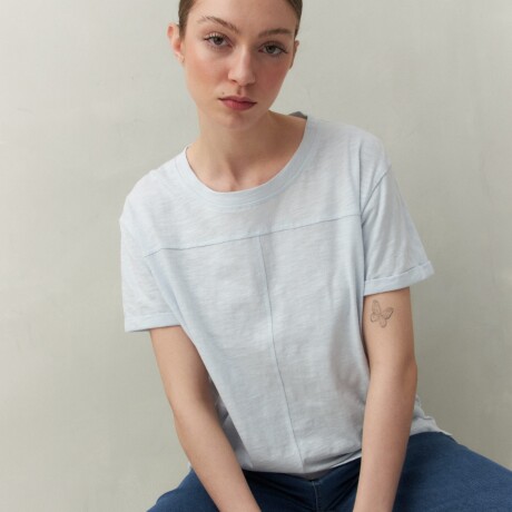 REMERA LISBOA Celeste